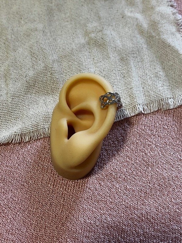 Producto - cuff trenza plateado