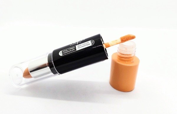 Producto - Corrector de ojeras y base líquida