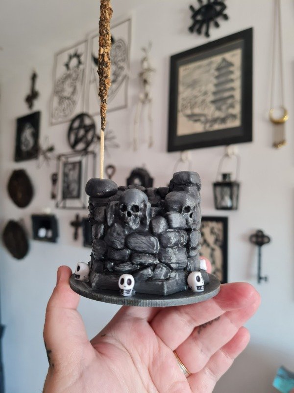 Producto - Porta sahumerio Skulls