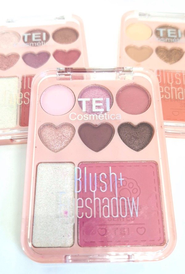 Producto - Paleta de sombras + iluminador y rubores Tei