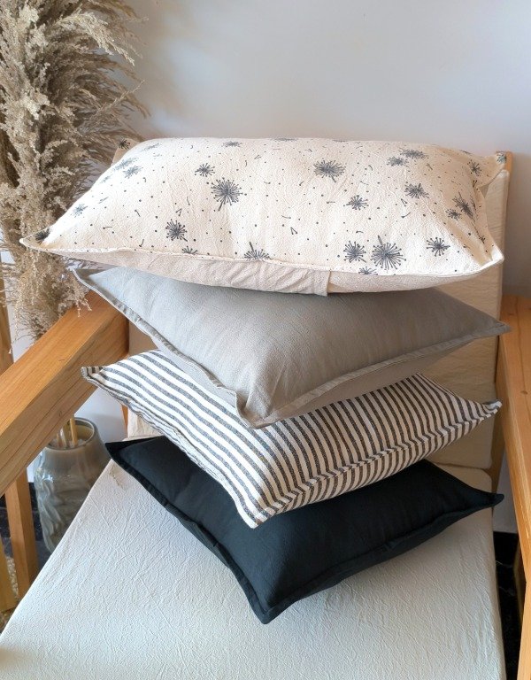 Producto - Almohadón dientes de león 30x 50 cm