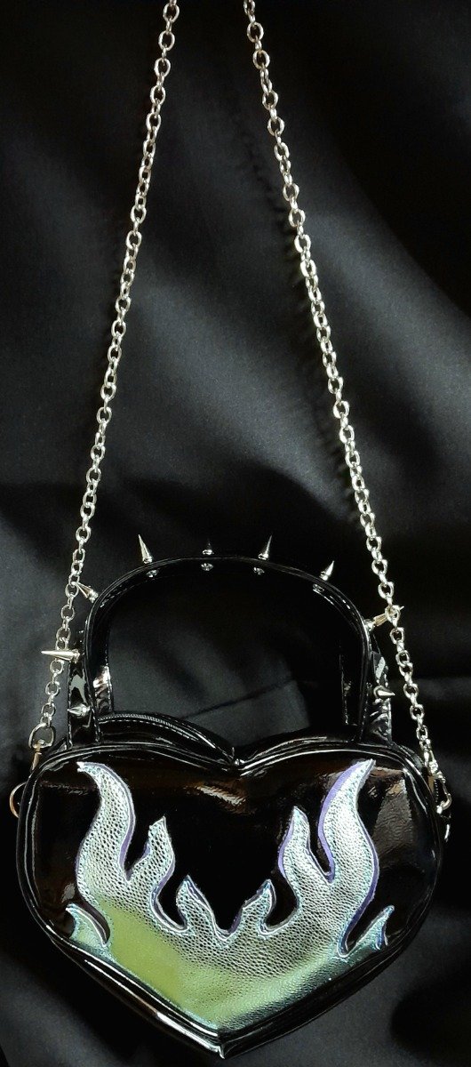 Producto - Cartera Corazón Infame
