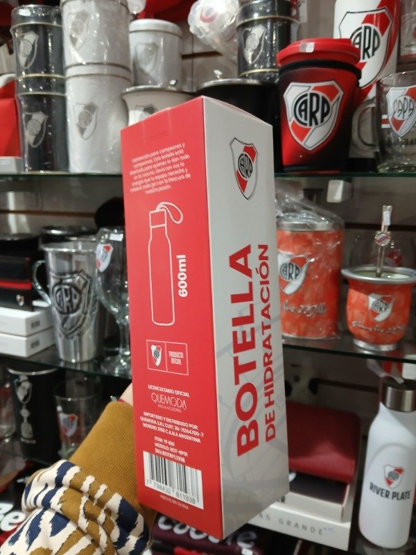 Producto - Botella en caja river - 3