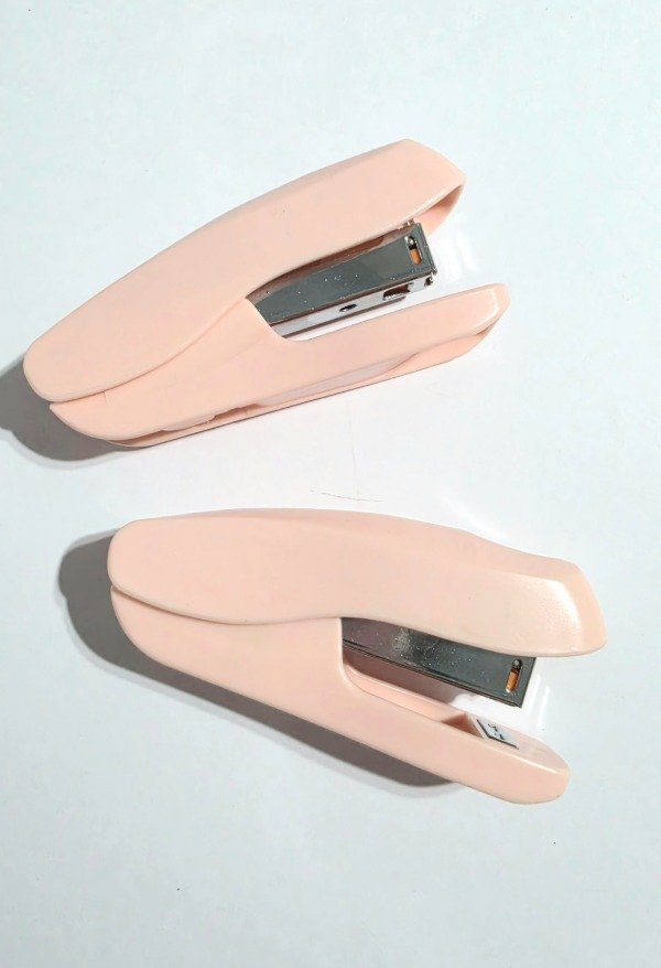 Producto - Abrochadora 10 cm.pastel - 0