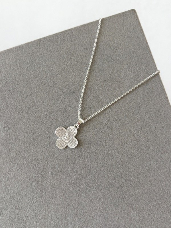 Producto - Collar Trébol con MicroCristales Acero Blanco