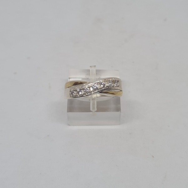 Producto - Anillo cruzado con cubic AM480