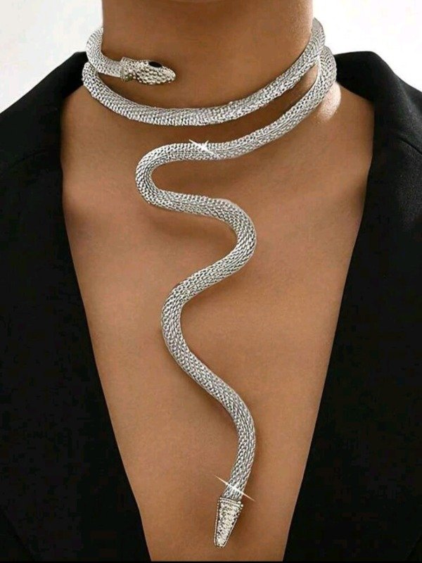 Producto - Collar serpiente plateado con strass brillante Shein