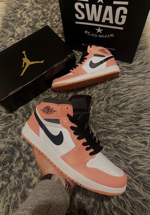 Producto - JORDAN RETRO 1 PINK QUARTZ