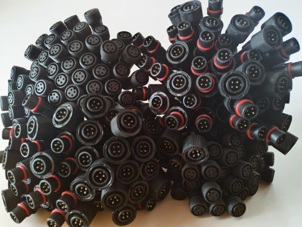 Producto - 10 Conectores de 4 Pines para Pixel led impermeables cable AWG20 de 25cm.