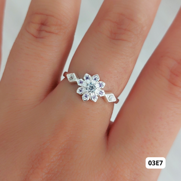 Producto - Anillo flor cubics lila