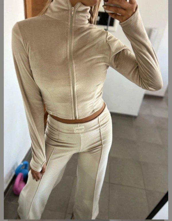 Producto - Campera de plush Megan beige