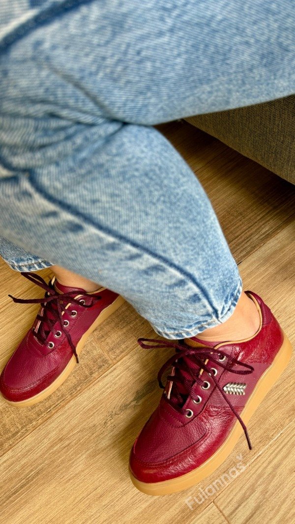 Producto - Zapa Jose bordo liso y charol -Edición única-