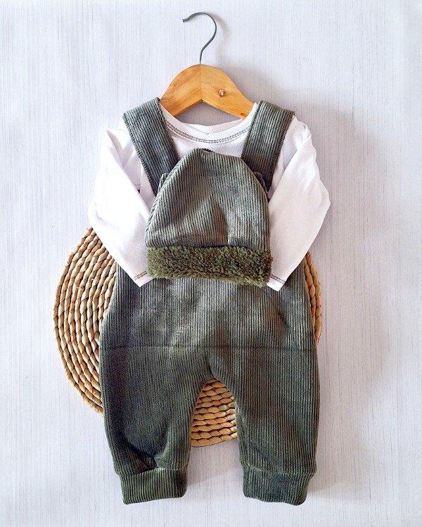 Producto - Jardinero corduroy con CORDERITO por dentro (verde)