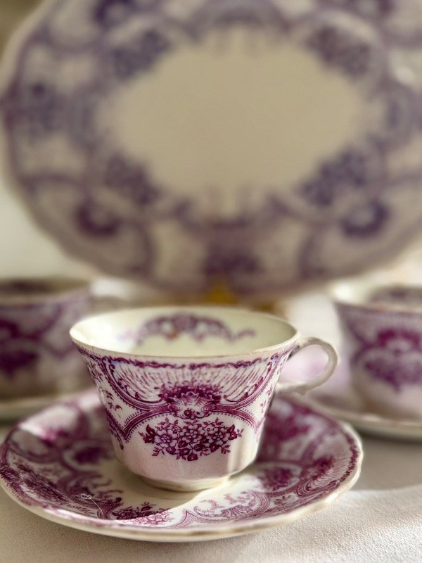 Producto - Taza y plato de té Violeta York Meakin