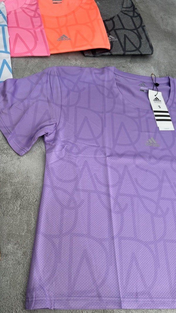 Producto - Remera Adidas Crop tela dryfit ( 303 )