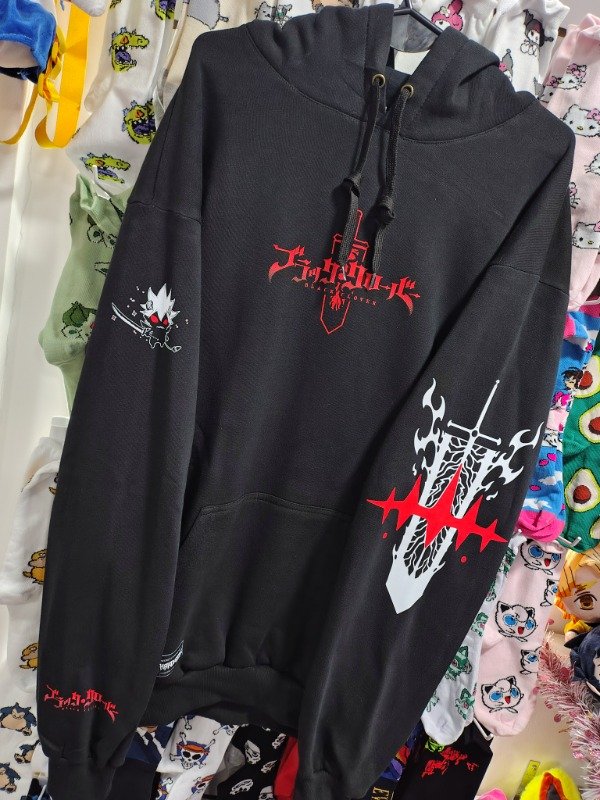 Producto - BUZO BLACK CLOVER - 2