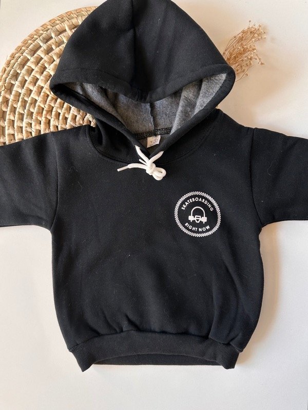 Producto - Buzo algodón frizado - Negro skateboarding