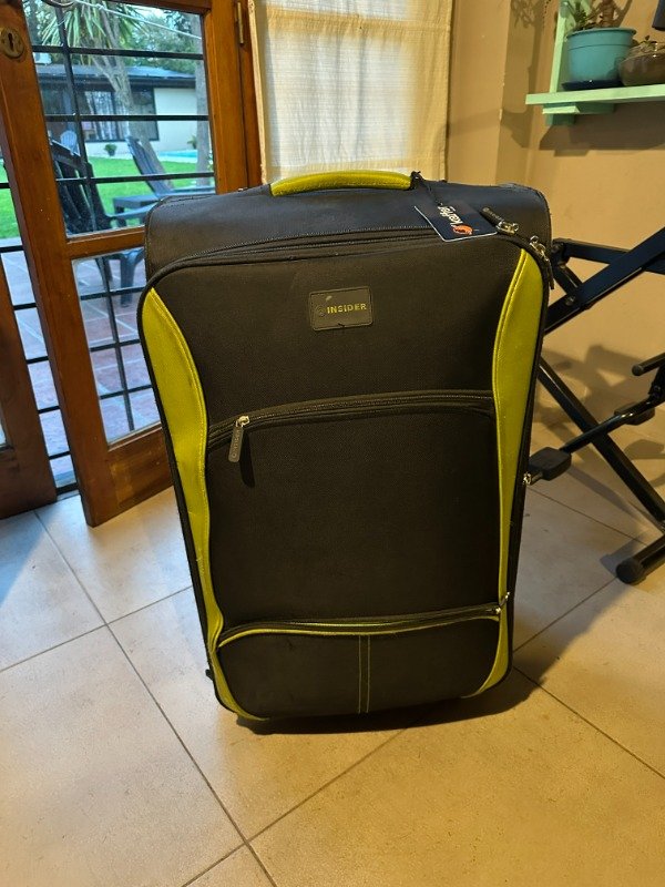 Producto - VALIJA 26kg SEMIRIGIDA INSIDER 46x32x74 #11304