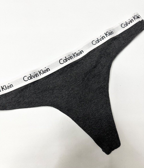 Producto - Less Calvin Klein gris oscura 01612