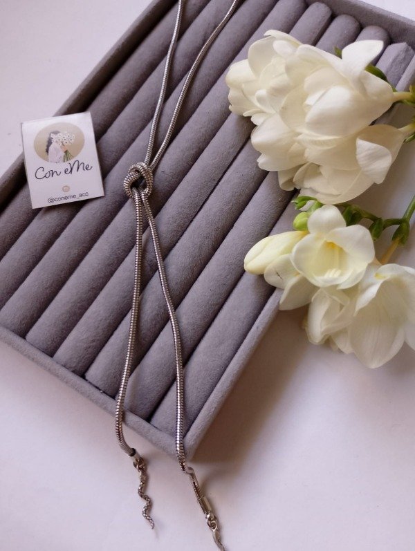 Producto - Collar Corbatero