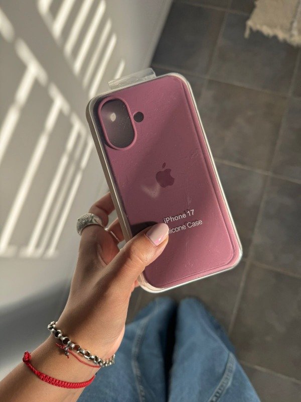 Producto - Silicone Case Violeta (IPhone 17)