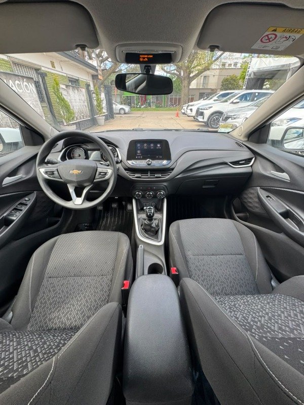 Producto - Chevrolet Onix 1.2 Tech MT 2020 - 10