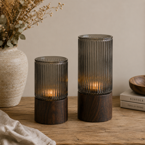 Producto - FANALES RAYADOS FUME CON BASE DE MADERA