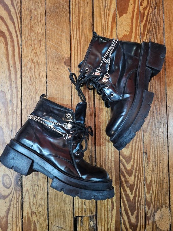 Producto - Borcegos Sarkany Negros n37