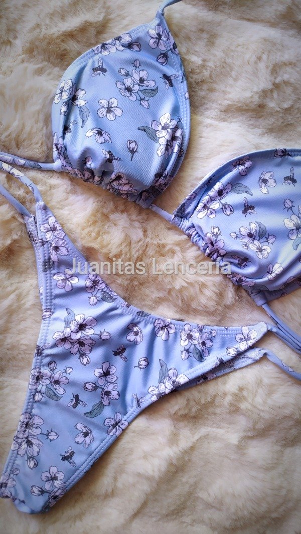 Producto - Bikini celeste con flores talle 85/90/95