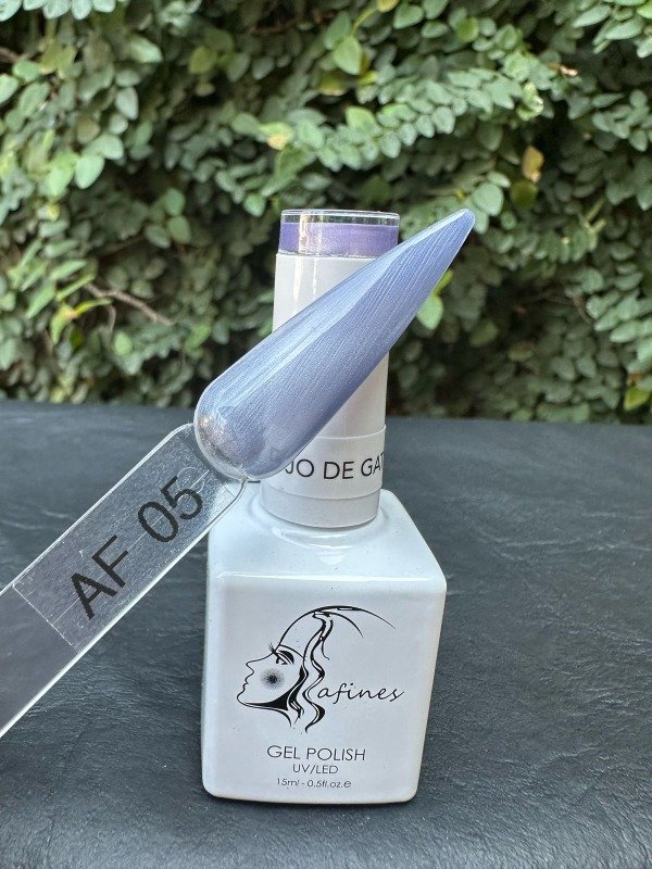 Producto - Esmaltes semi Afines Ojo de gato estilo Coreano 15ml 05