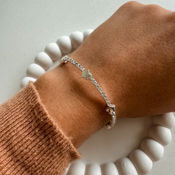 Producto - Pulsera estrellitas de brish plateada - Fantasia