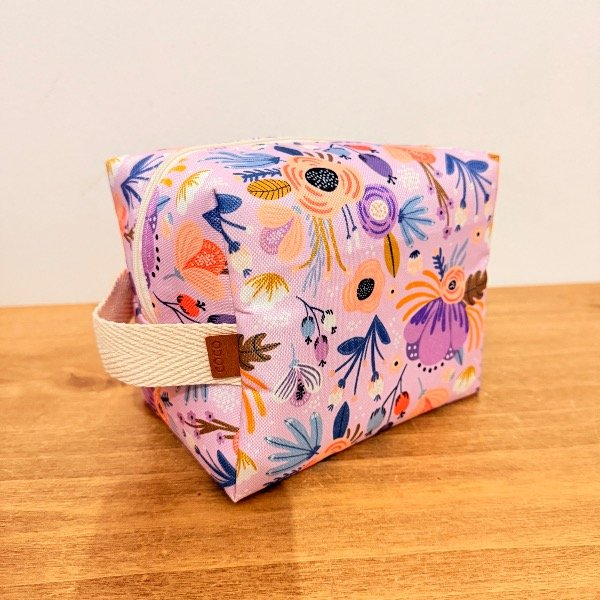 Producto - CARTUCHERA CAMILA (Premium) Diseño Floral Violeta