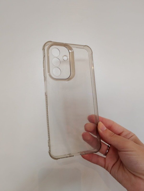 Producto - Funda Reforzada Semi-Transparente