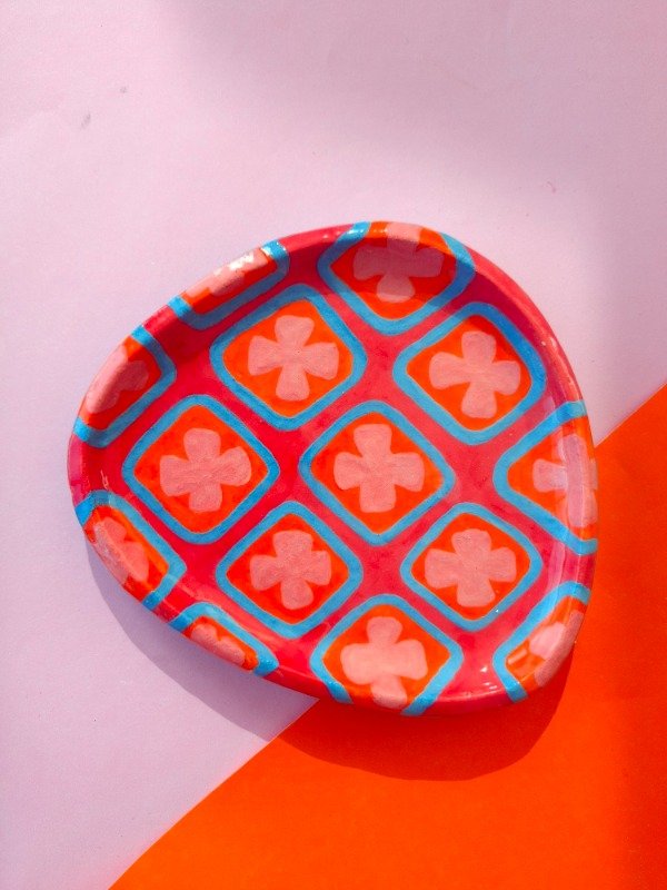 Producto - Plato irregular chico Scooby