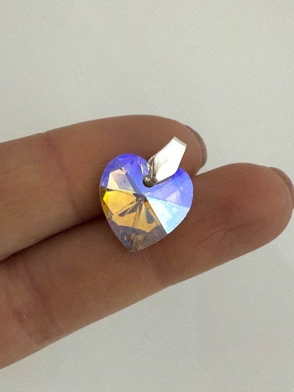 Producto - DB641 Doje corazón tornasolado 1,5 cm acero blanco