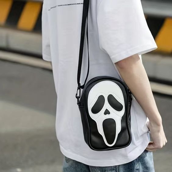 Producto - Bandolera Y2K "GHOSTFACE"