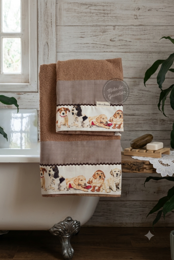 Producto - JUEGO DE TOALLA Y TOALLON CON IMAGEN DE PERRITOS "PERRITOS VICHY" - 2