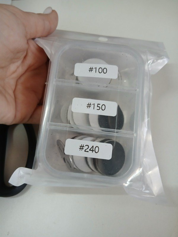 Producto - Fresa pedicuria con disco  medidas en caja