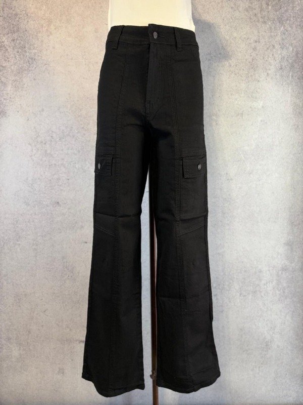 Producto - JEAN NEGRO WIDE LEG CARGO ELASTIZADO