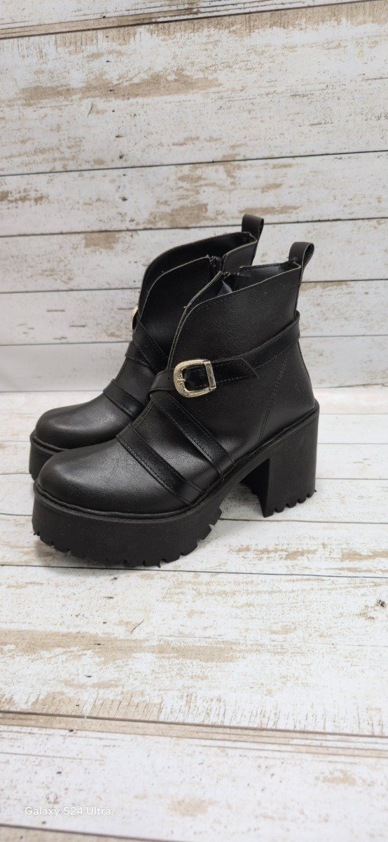 Producto - bota taco separado negro del 36 al 40 - 0