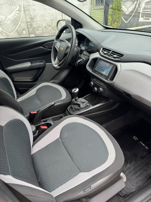 Producto - Chevrolet Onix 1.4 LT MT 2016 - 17