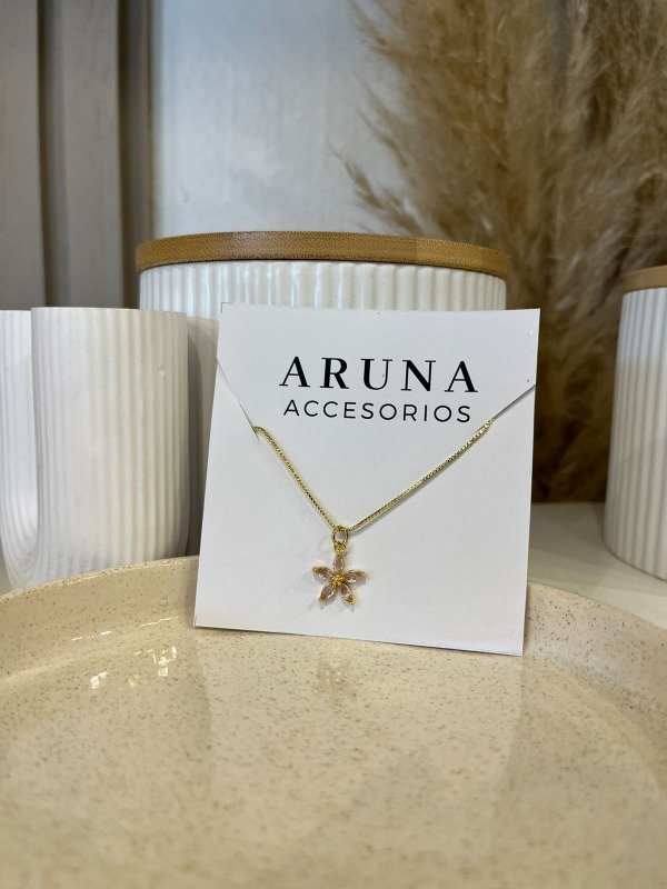 Producto - Collar Zicornia Flor