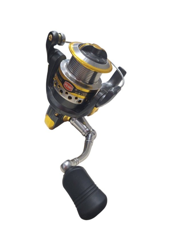 Producto - Reel frontal Penn cautiva 2000