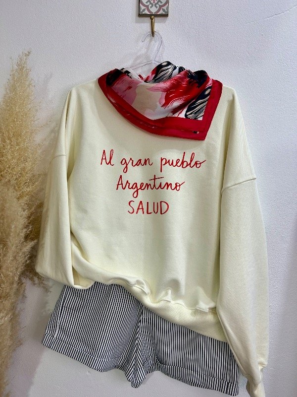 Producto - Buzo Salud offwhite