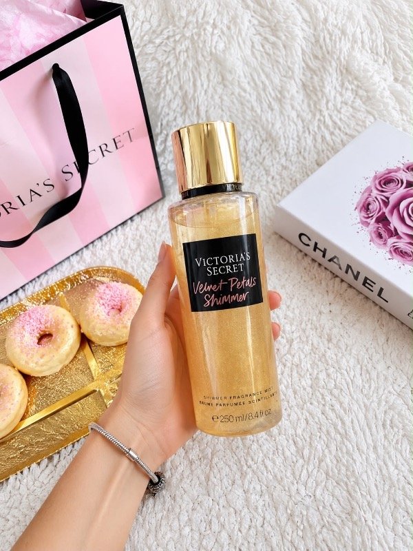 Producto - BODY VICTORIA 250ML - VELVET PETALS SHIMMER