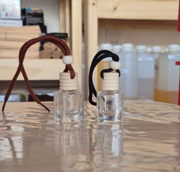 Producto - DIFUSOR DE COCHE MODELO CUADRADO X7cc