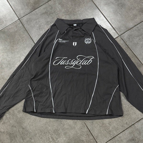 Producto - POLO BOXY TUSSYCLUB GREY