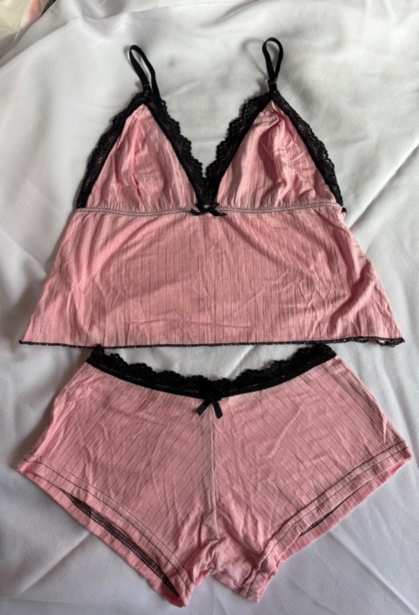 Producto - Pijamita luna con puntilla rosa