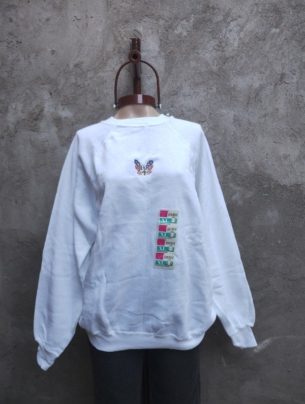 Producto - Buzo Blanca. (NUEVO)