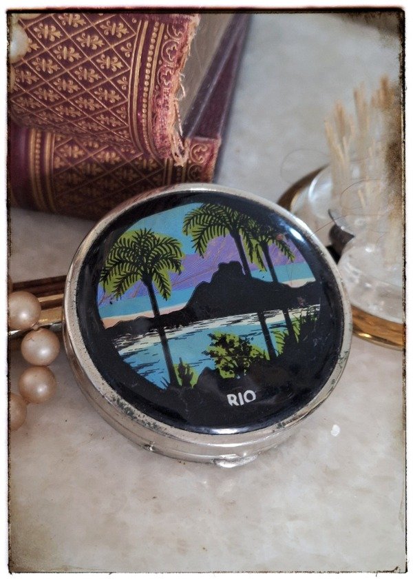 Producto - Polvera Vintage de Río
